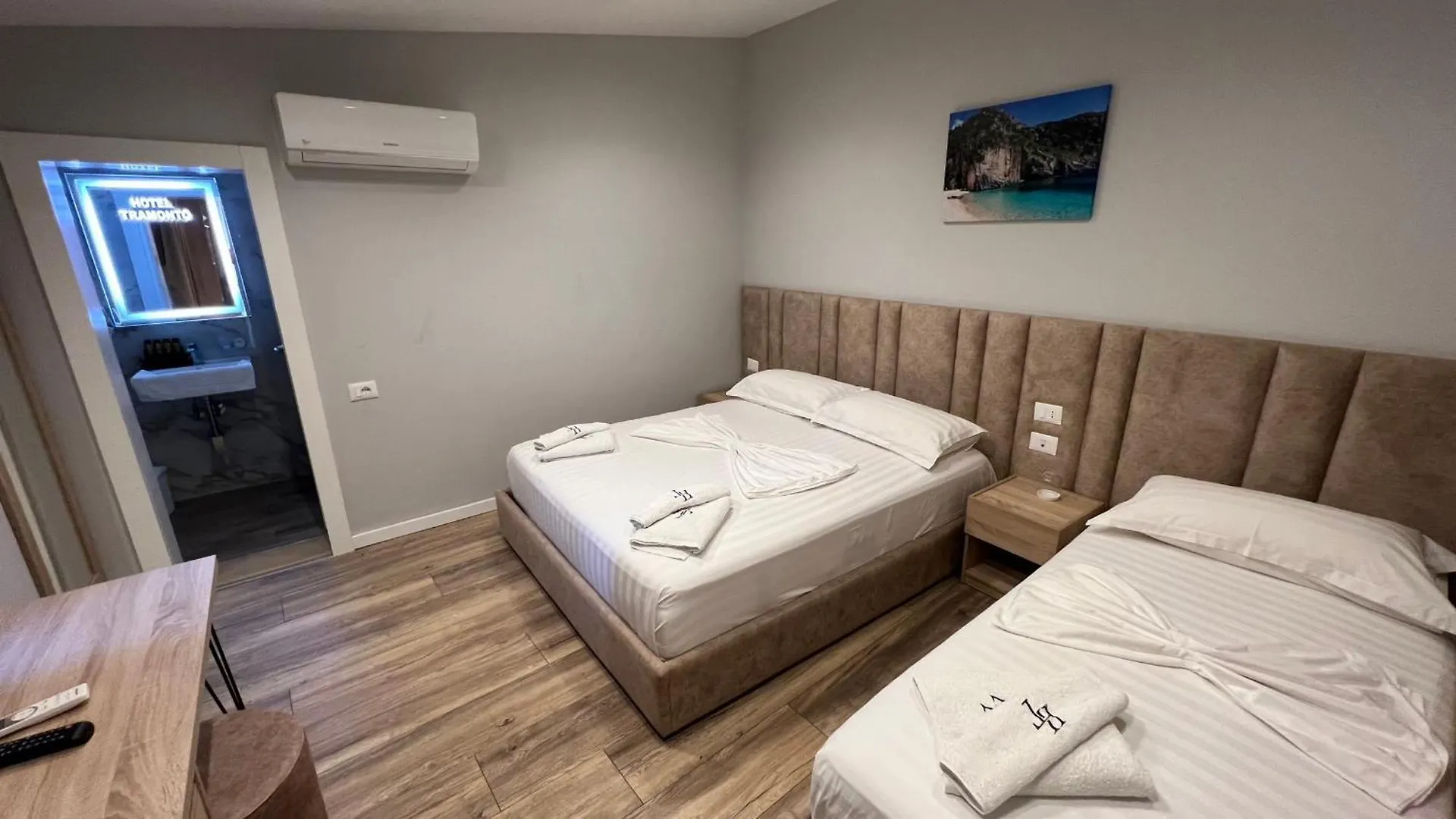 Hotel Tramonto Vlore Radhimë 0*,