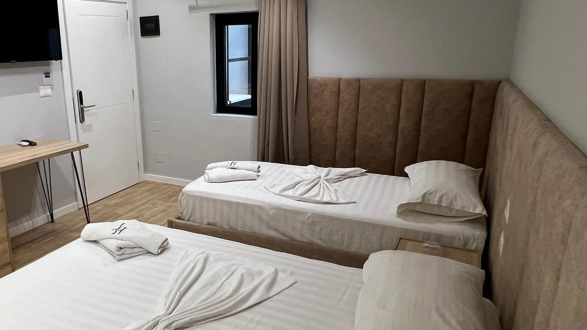 Villa Tramonto Vlore Radhimë 0*,  アルバニア