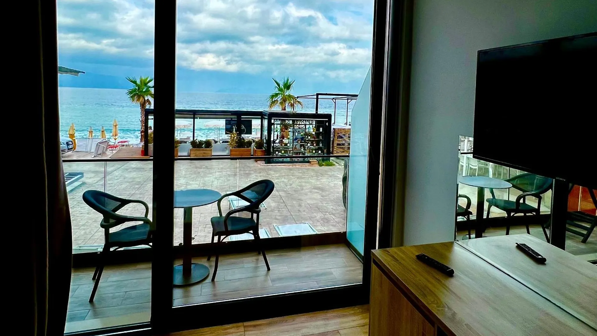 Hotel Tramonto Vlore Radhimë